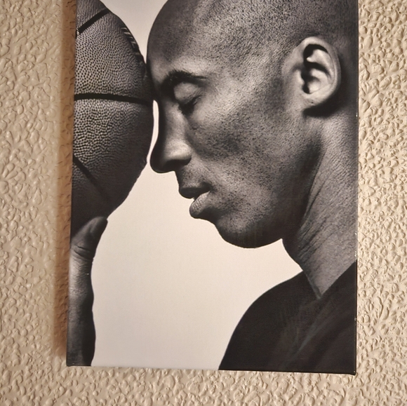 NBA KOBE BRYANT - Picture 1 of 1